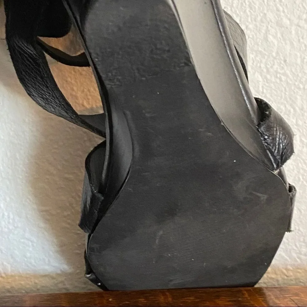 Steve Madden Naoimi Wedge Heel‎ Sandals